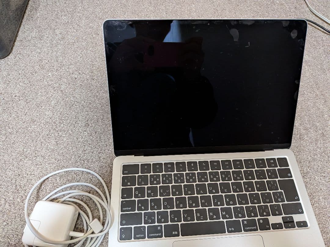 MacBook シルバー 充電器付き