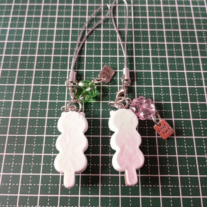 【タント】猫のキーホルダー 4個セット他