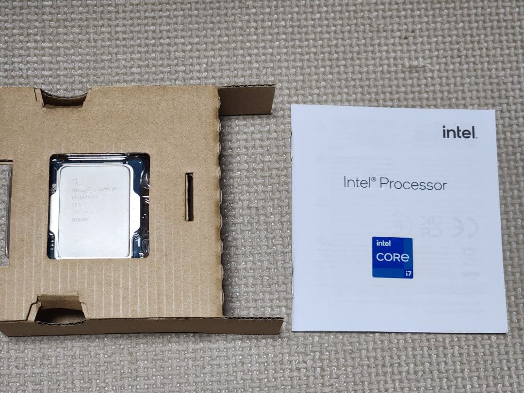 Intel Core i7-14700KF 14th Gen CPU 動作確認済