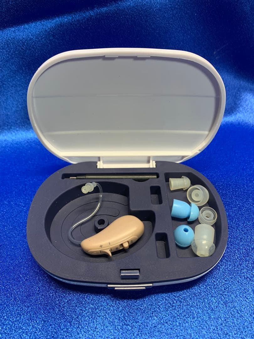 《新品同様》楽ちんヒアリング　左耳用　デジタル　集音器