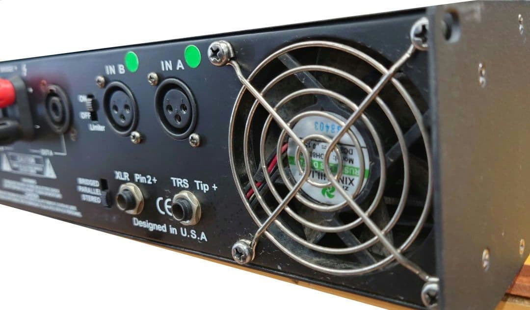 ■■CLASSIC PRO　CP1400 パワーアンプ
