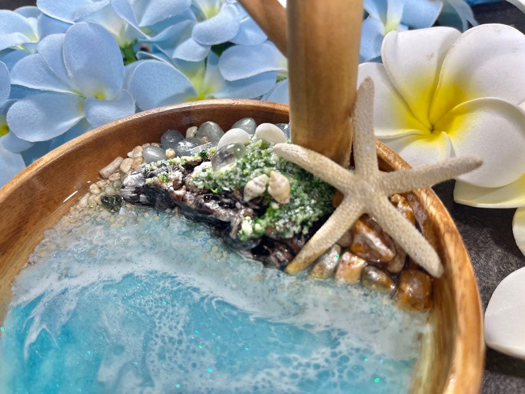 “青い海が広がるキーホルダーがかけられるオブジェ✨”