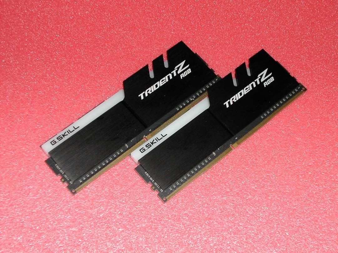 合計16G　G.Skill TRIDENT Z RGB　DDR4-3200　2枚