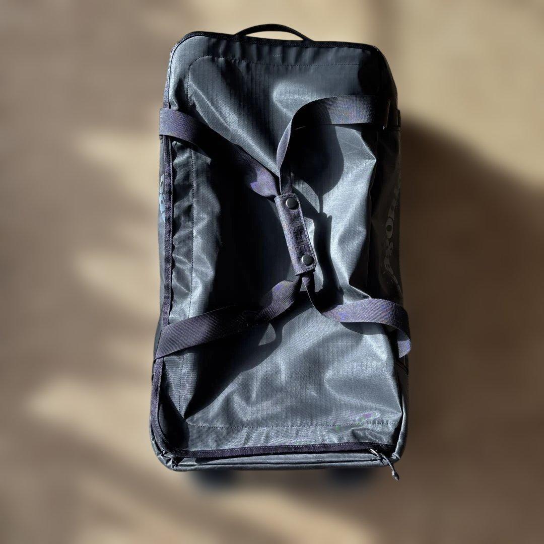 Patagonia 70L ブラックホール・ウィールド・ダッフル［状態良好］