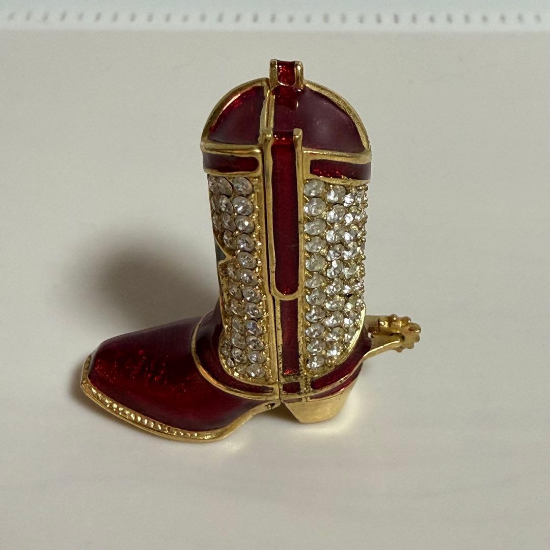 ESTEE LAUDER Solid Perfume プレジャーズトゥブーツ