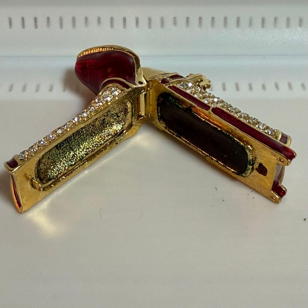 ESTEE LAUDER Solid Perfume プレジャーズトゥブーツ