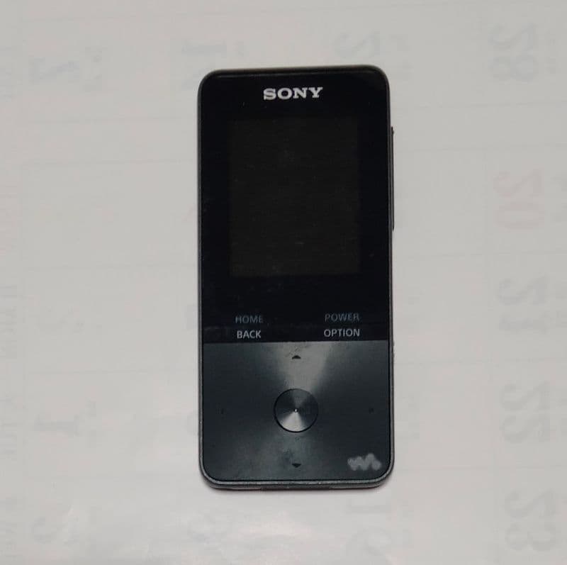 SONY　ウォークマン　NW-S313＋スピーカーセット　4GB　ブラック