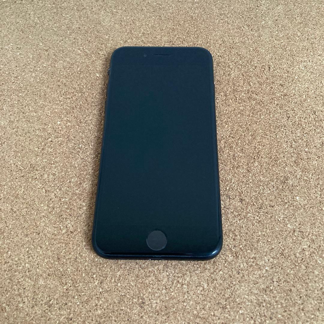 4127 電池新品☆比較的美品☆iPhoneSE2 64GB SIMフリー☆