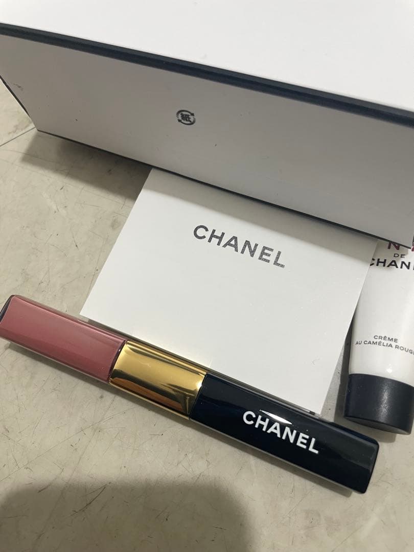 CHANEL ル ルージュ デュオ ウルトラ トゥニュ　186番