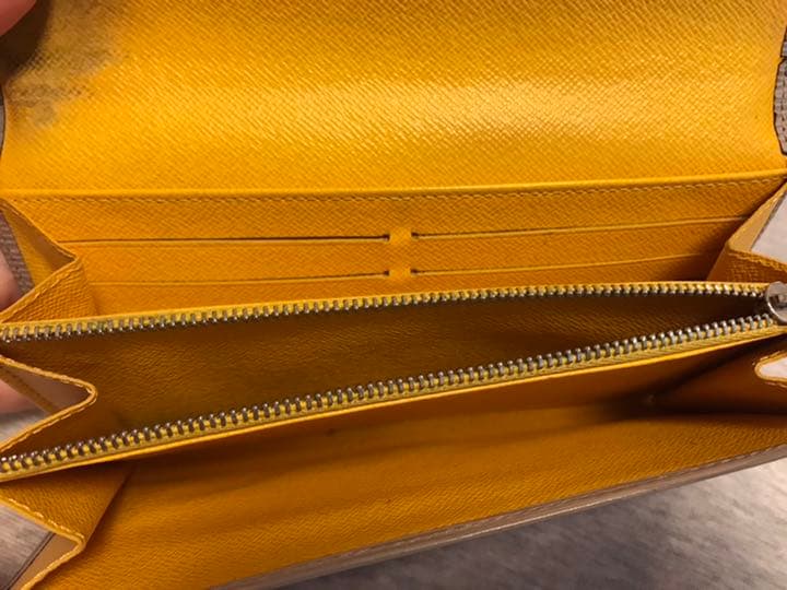 ルイヴィトン LOUIS VUITTON 長財布 エピ　ポルトフォイユエピ サラ
