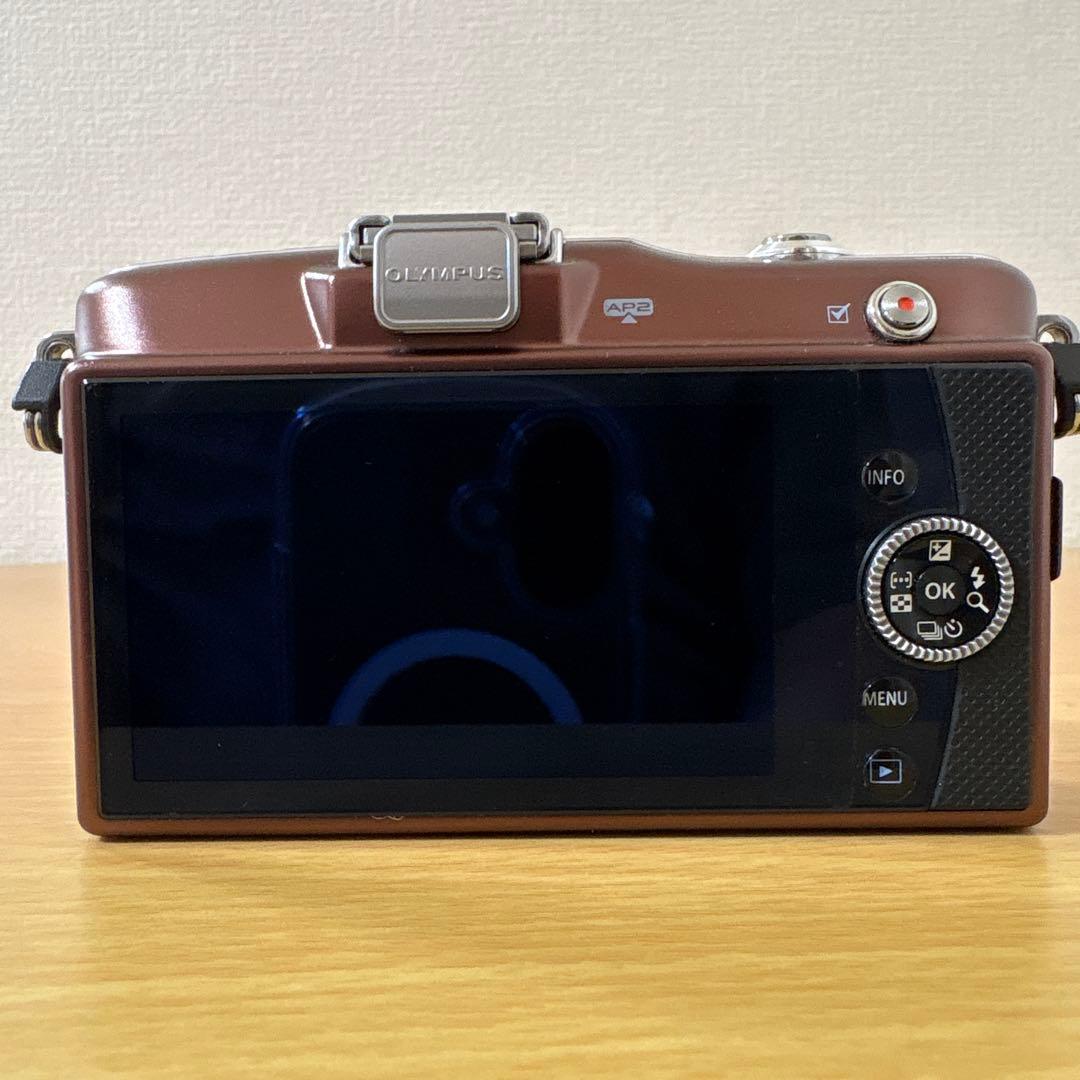 OLYMPUS PEN Mini E-PM1 ショット数836回