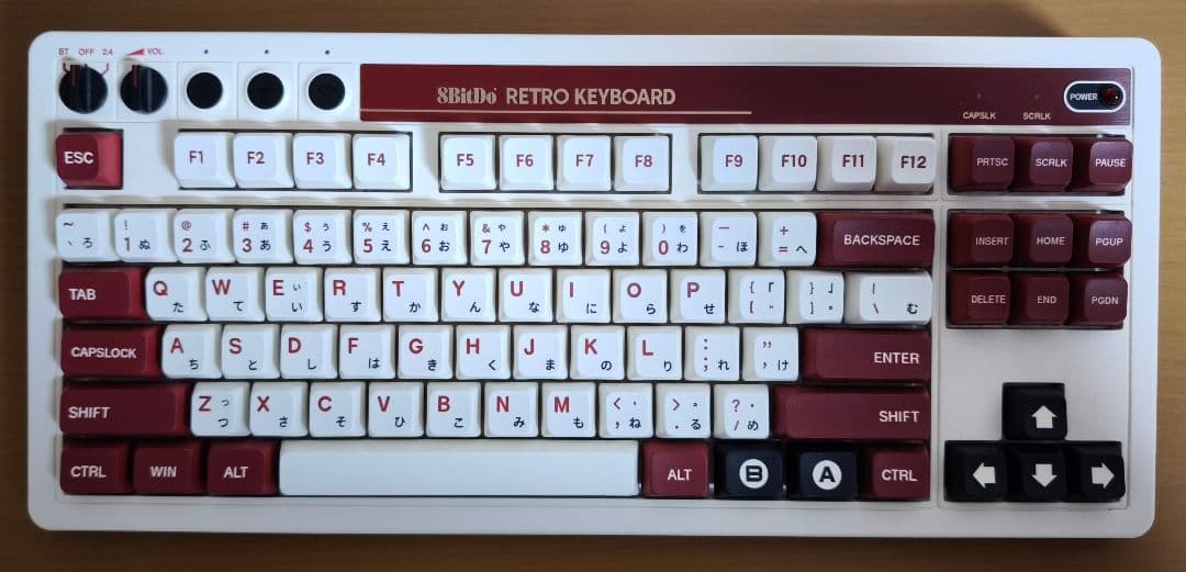キーボード 8BitDo Mechanical Keyboard Fami Edition