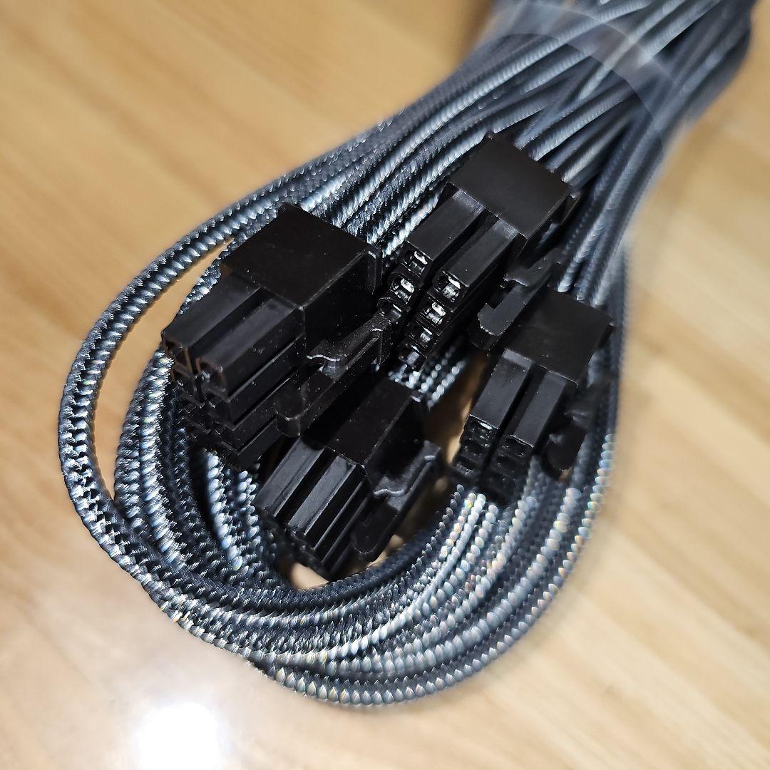 CableMod Cシリーズプロモッドメッシュスリーブ12VHPWR 90°