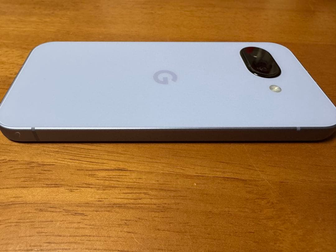 Google pixel9a 128GB メモリ8GB、Iris