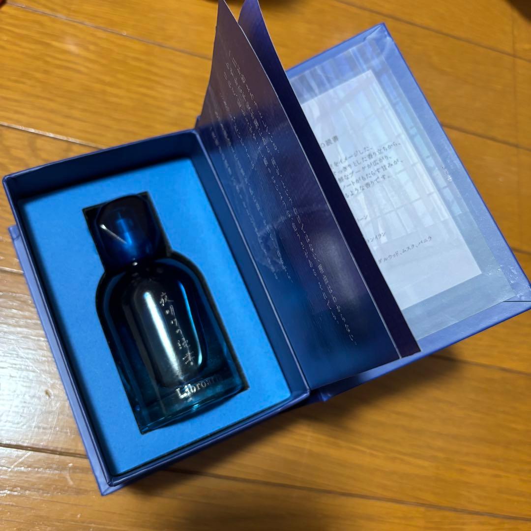 夜明けの読書 Libroaria ユニセックス香水 50ml