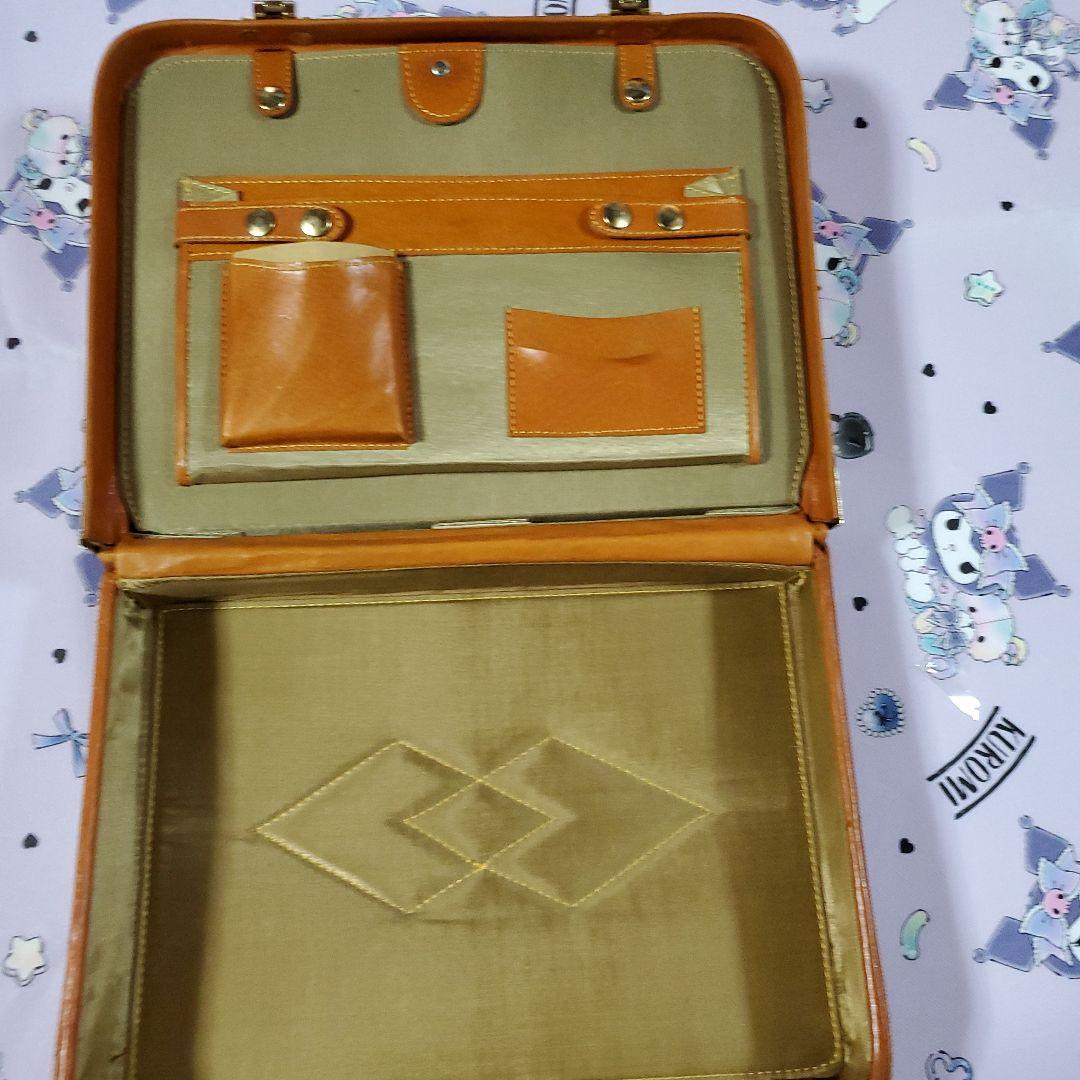 ハローキティ　トランクケース　旅行カバン