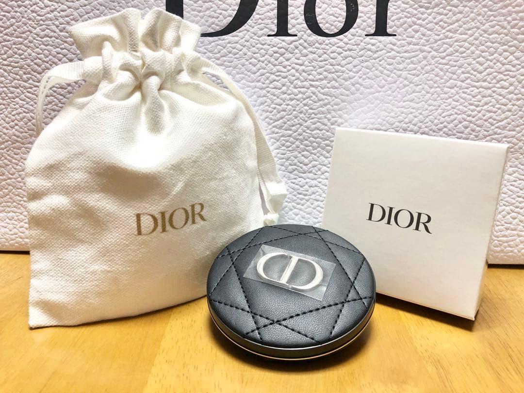 Dior ポケットミラー