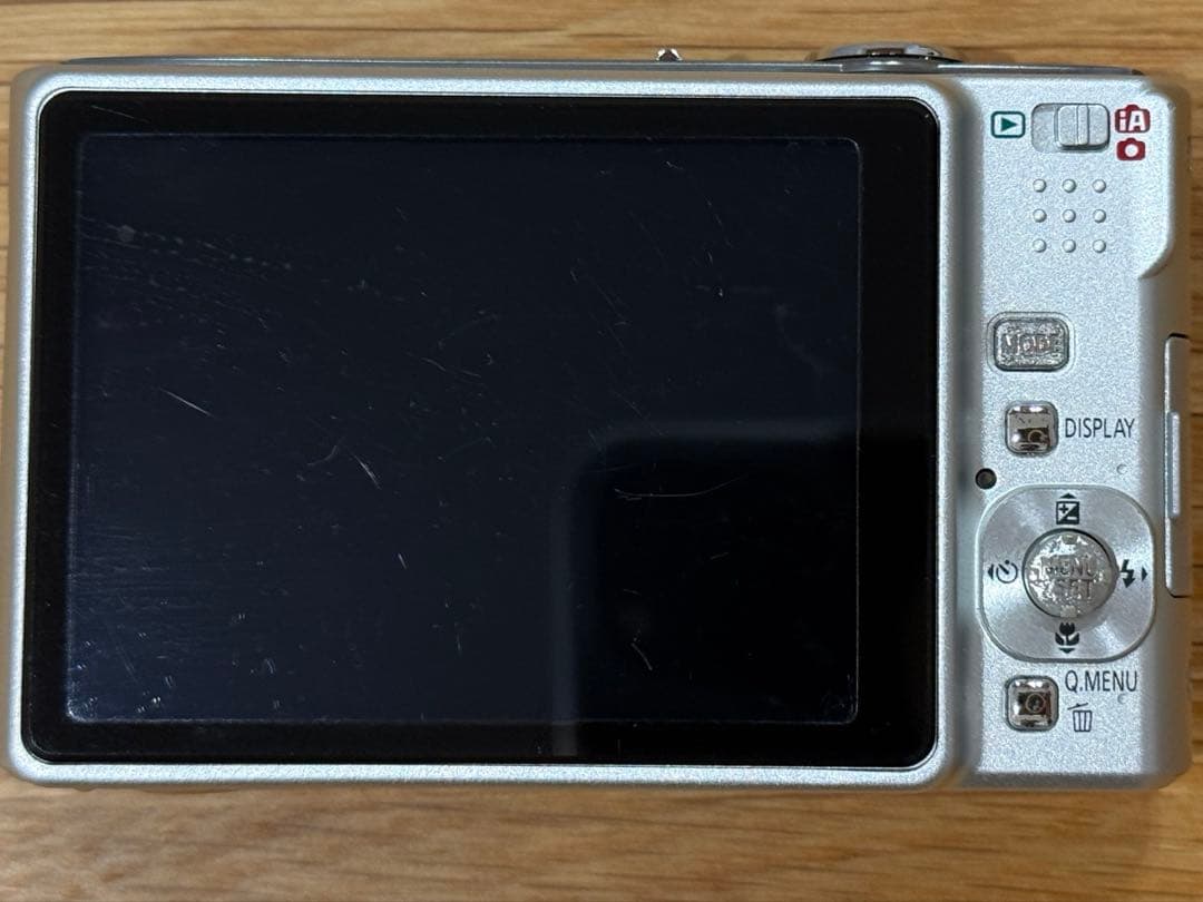 デジタルカメラ LUMIX DMC-FS20