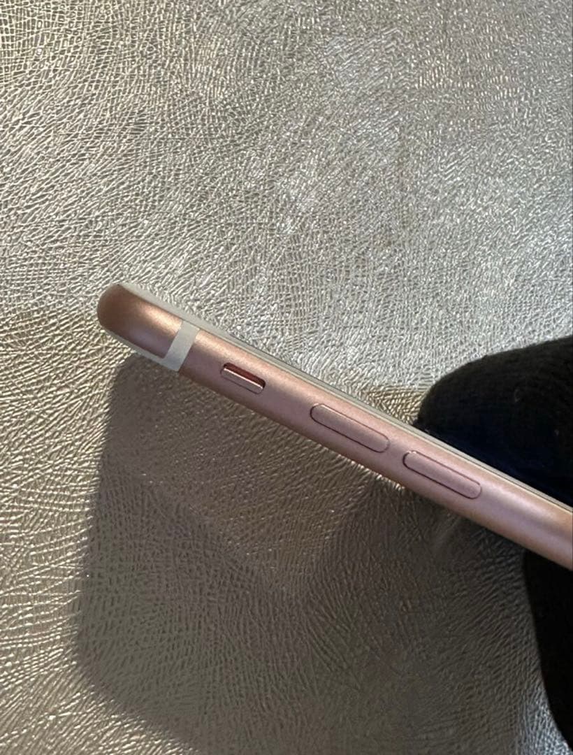 iPhone7 SIMロックなし 128GB バッテリー100%