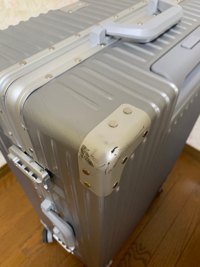 スーツケース 耐衝撃 TSAロック 超軽量 大容量 XXL 80L シルバー