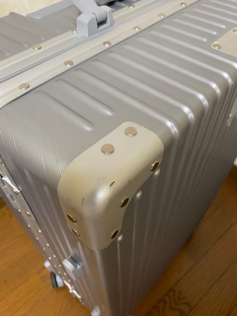 スーツケース 耐衝撃 TSAロック 超軽量 大容量 XXL 80L シルバー