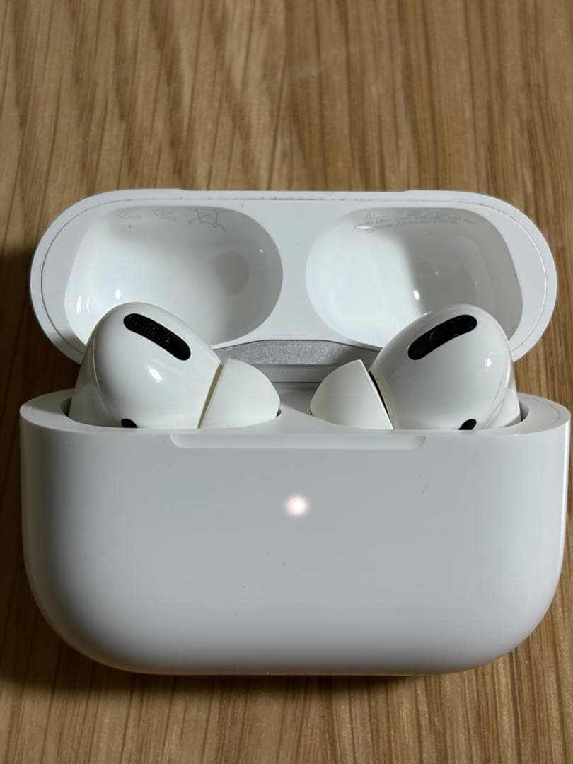 【純正】AirPods Pro 第一世代 本体 充電ケース付き