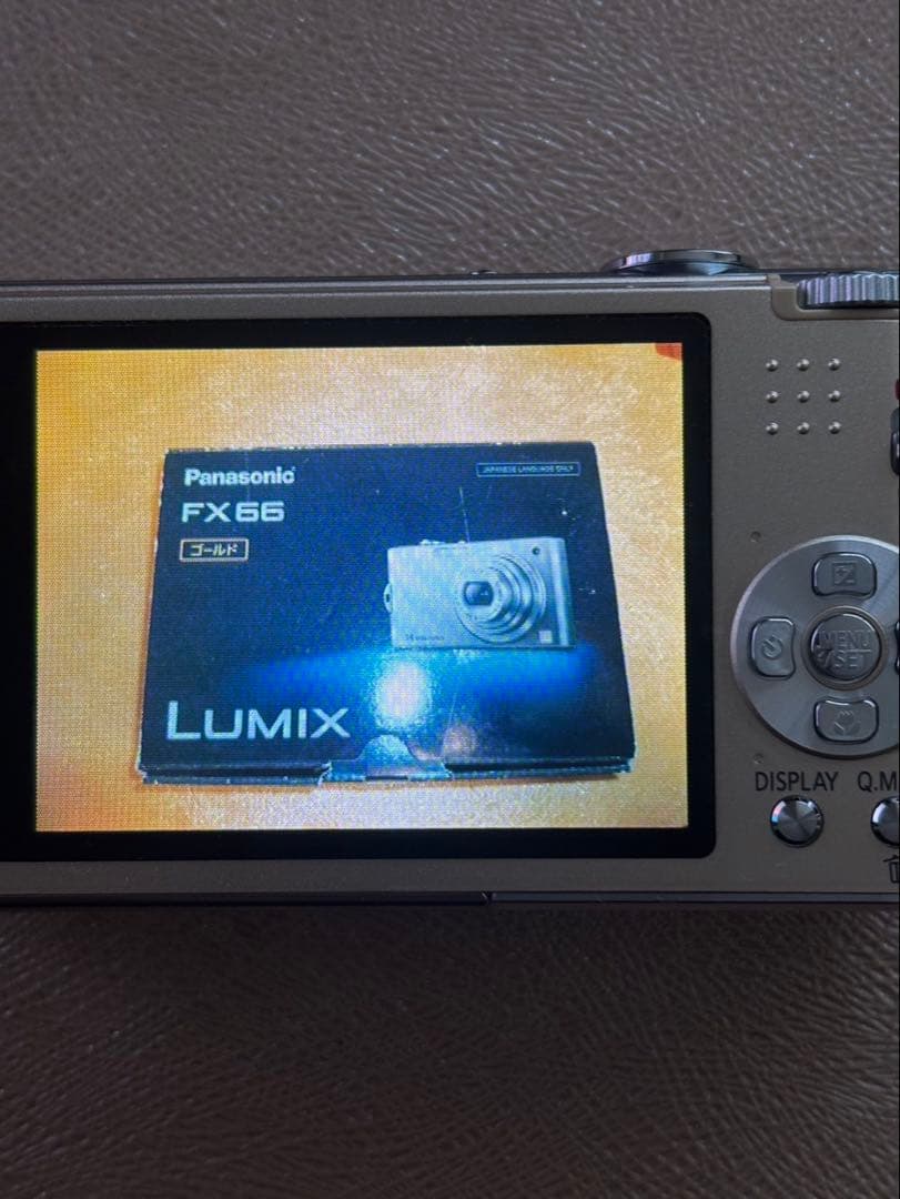 【美品】Panasonic LUMIX デジカメDMC-FX66 ゴールド