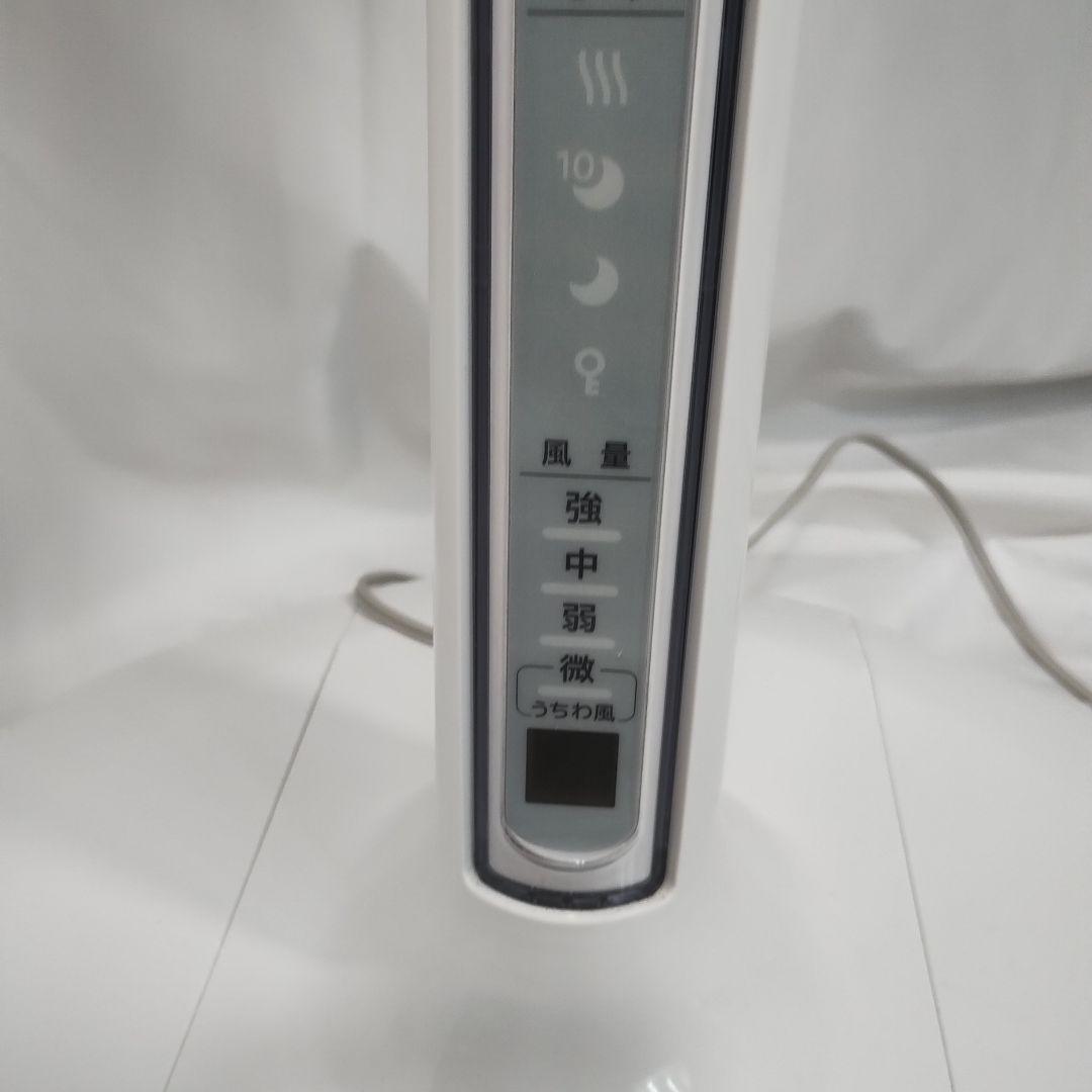 vM121L 2022年製 扇風機リビング HITACHI HEF-AL300D