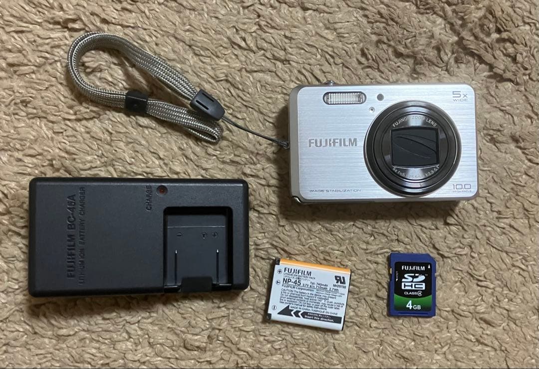 【美品】Fujifilm FinePix J250 コンパクトデジタルカメラ
