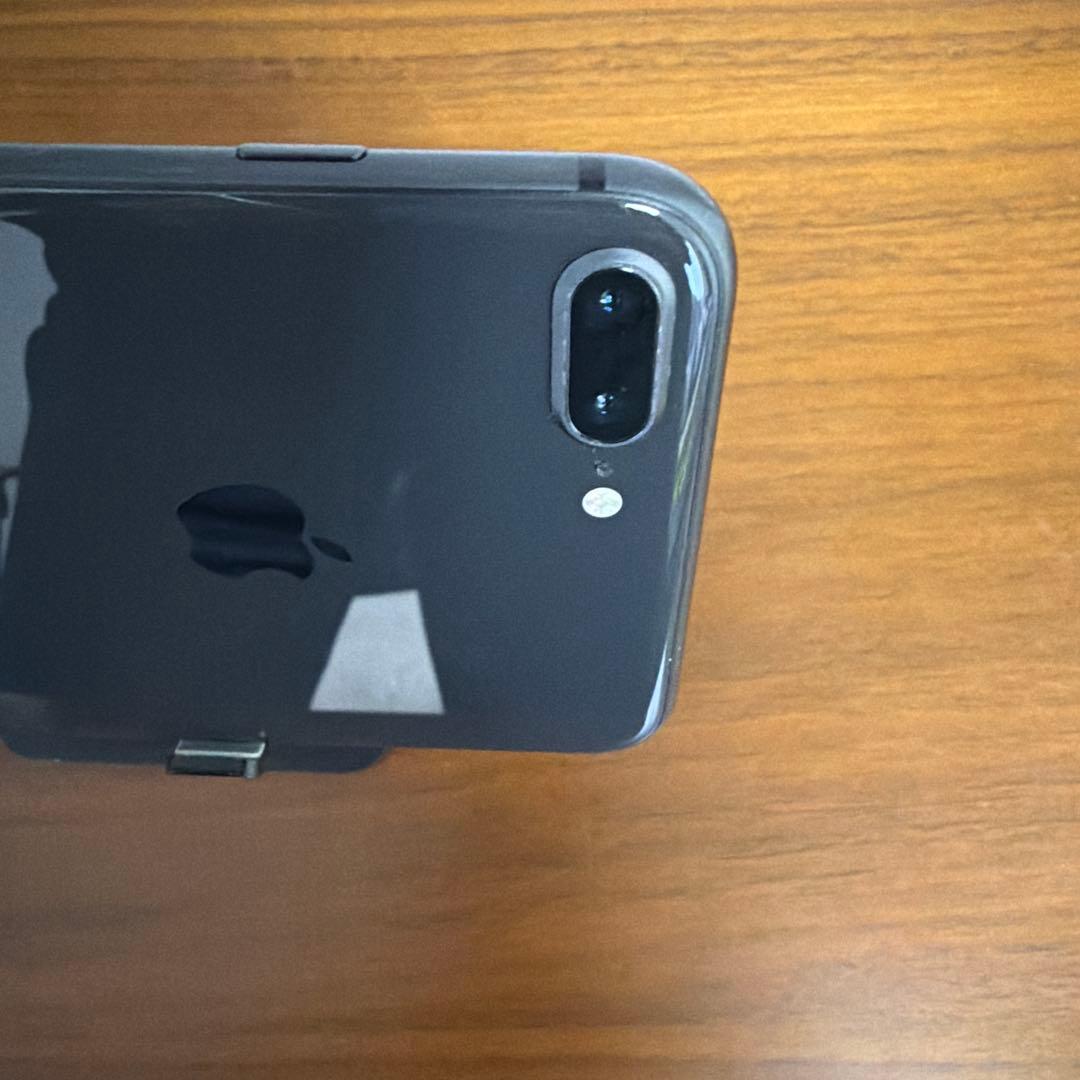 iPhone 8 Plus 保護フィルム3枚付き