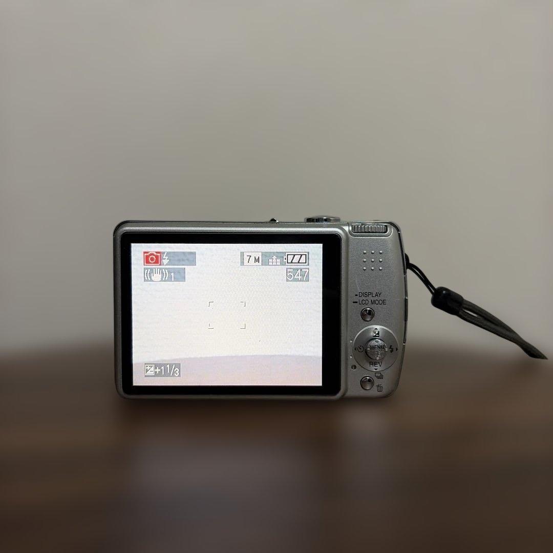 【オールドコンデジ】 Panasonic LUMIX DMC-FX50