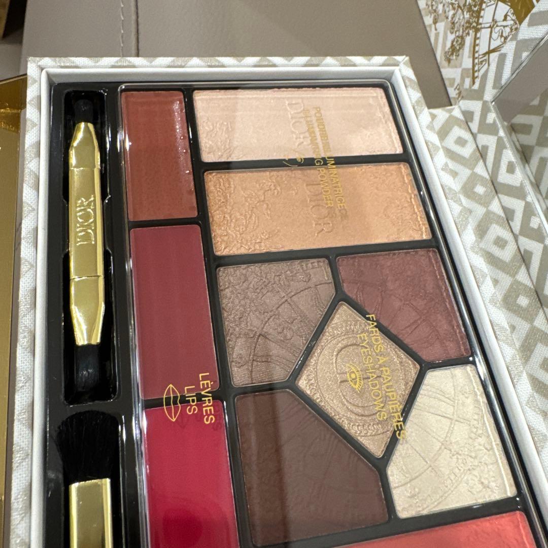 新品　dior ディオール　クリスマスコフレ　アイシャドウパレット