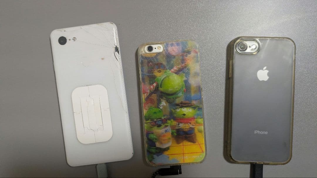 スマホ　3つ　iPhone Pixel