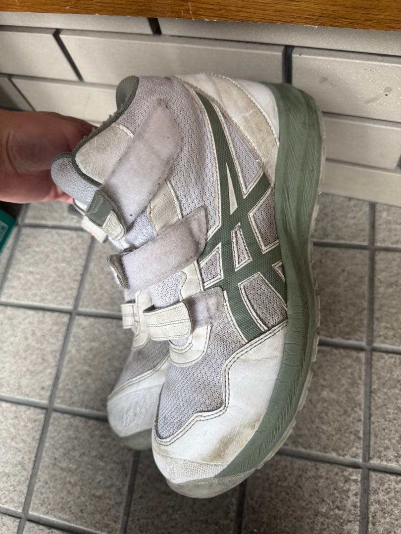 asics ハイカット安全靴 ホワイト/グレー