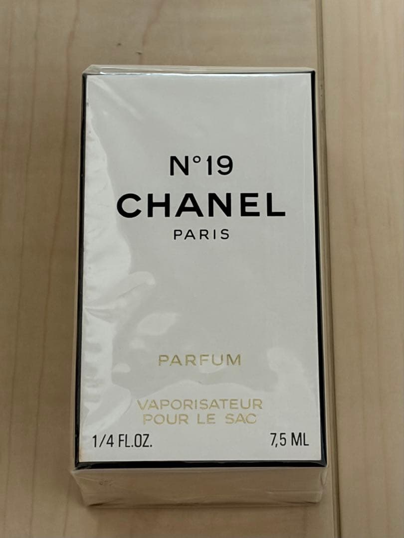 CHANEL N°19 パルファム 7.5ml 香水