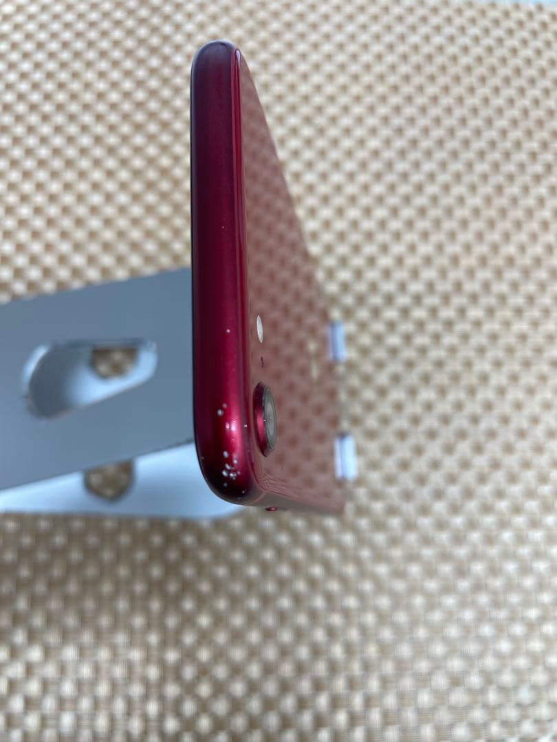 iPhone SE 第3世代 64 GBレッドSIMフリー【9536】