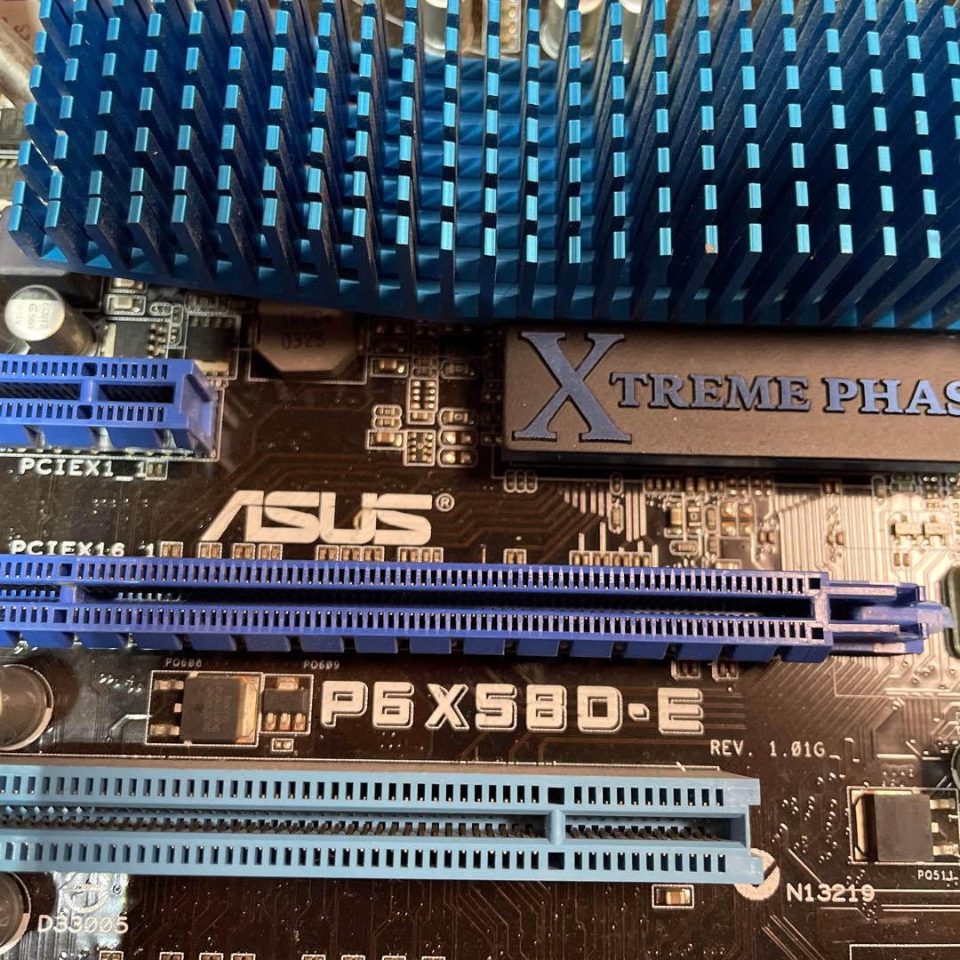 ASUS製のマザーボード CPU i7-980x, メモリセット￼