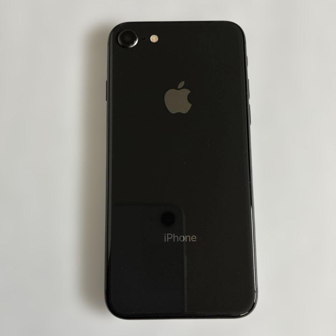 iPhone 8 スペースグレー　本体 64GB SIMフリー　ブラック