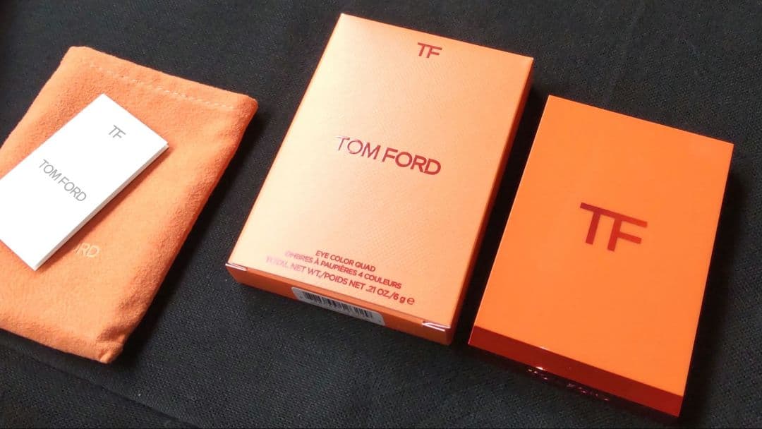 【未使用に近い】限定 TOM FORD アイ カラー クォード BP01