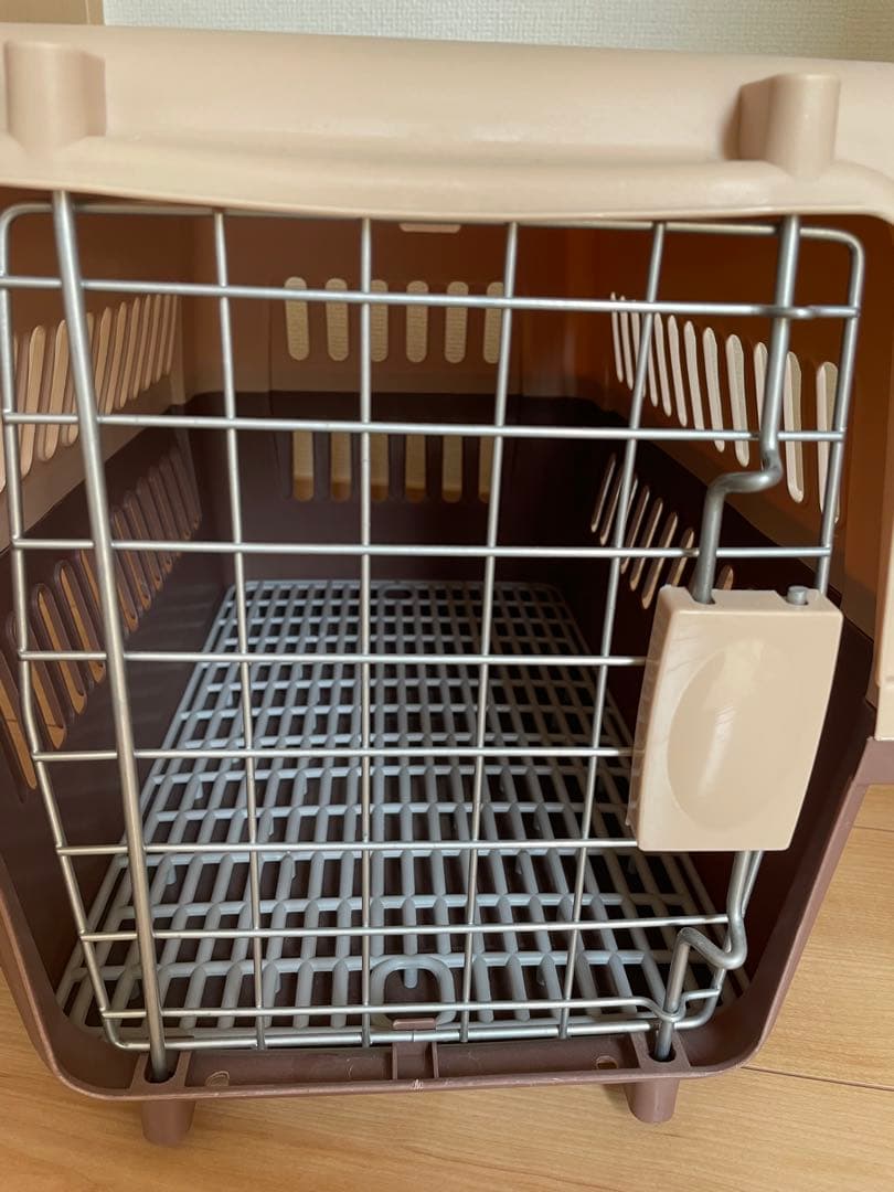 送料込・猫、ミーアキャット向けペット用キャリーケース