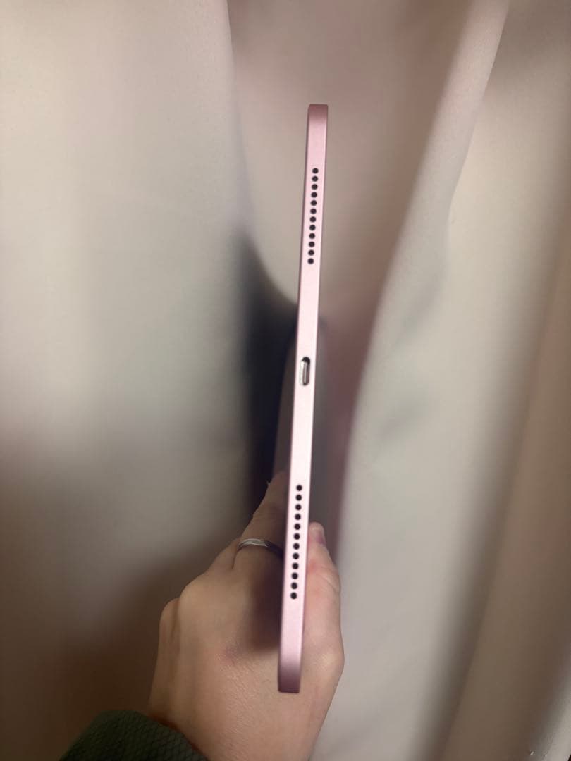 iPad Air 第4世代（Wi-Fiモデル / 64GB / ローズゴールド）