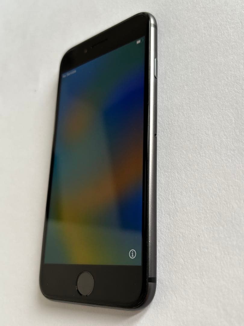 iPhone8 64GB スペースグレイ