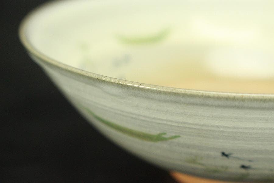 茶道具 抹茶茶碗 平茶碗 色絵 めだか 勝龍寺窯 共箱(メ1787)