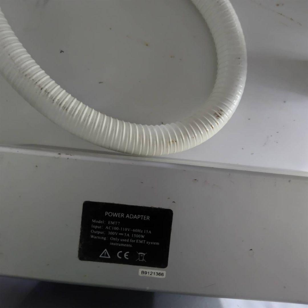 美顔器 MRT1 700W AC 100V-240V
