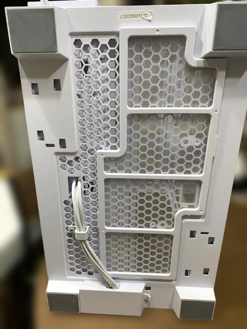 リアンリー O11 DYNAMIC EVO RGB ホワイト