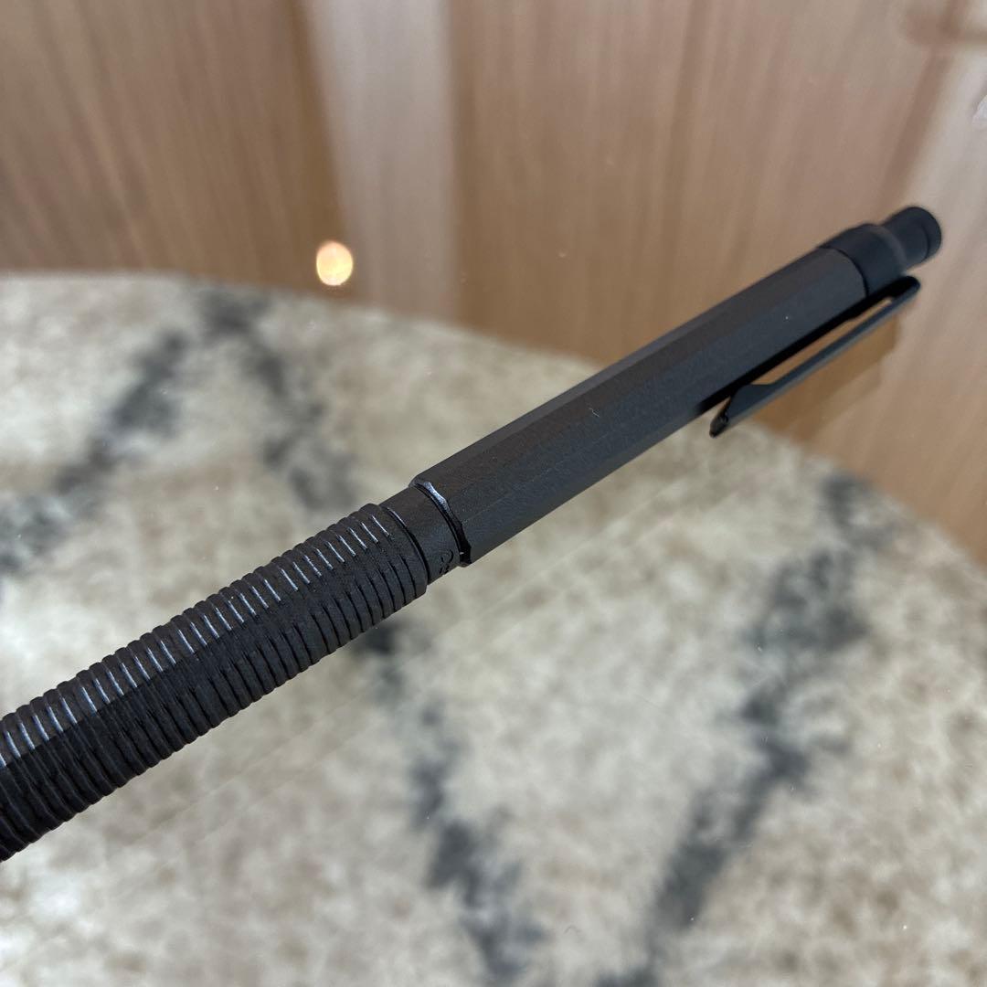 Pentel オレンズネロ ガンメタル　0.3mm限定カラー