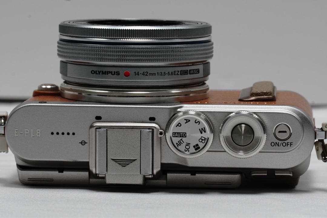 美品 ダブルレンズ Wi-Fi すぐ使える OLYMPUS PEN E-PL8
