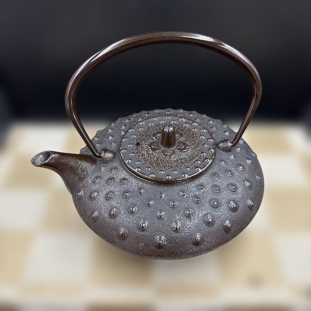 【未使用】南部鉄器　鉄瓶　急須と湯呑みのセット