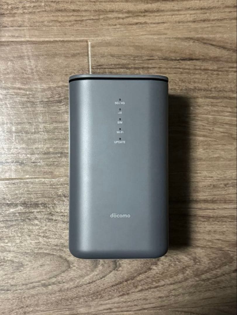 docomo 5Gホームルーター HR02