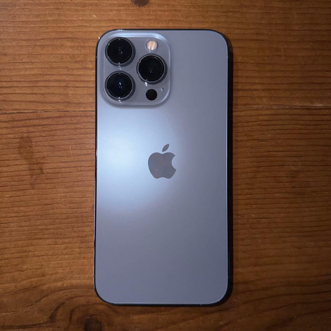 ［美品］iPhone 13pro 256G ケース付き　シエラブルー
